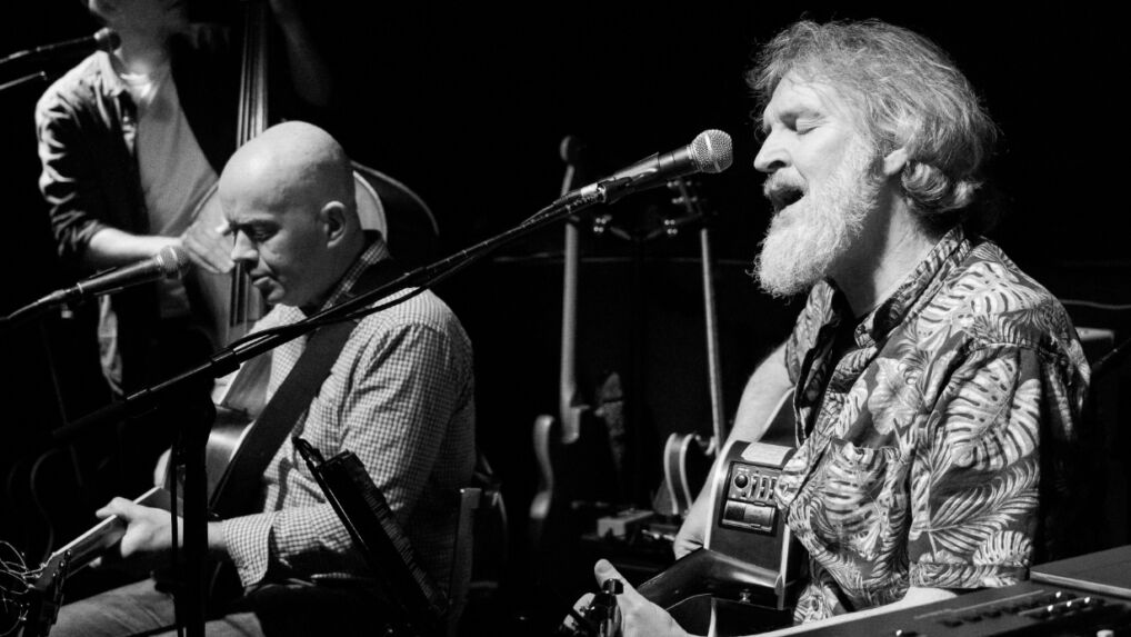 The Graduates at the Cat & Cage Folk Club. 74 Drumcondra Road Upper D09 X620
